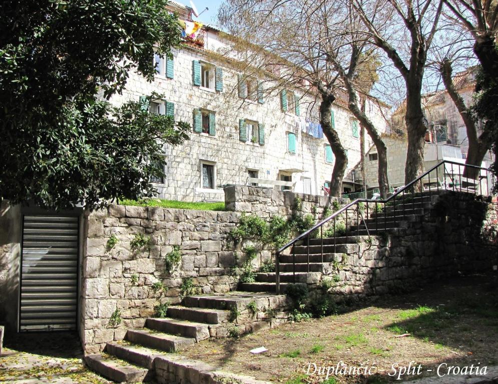 Nirvana Rooms&apartments Split