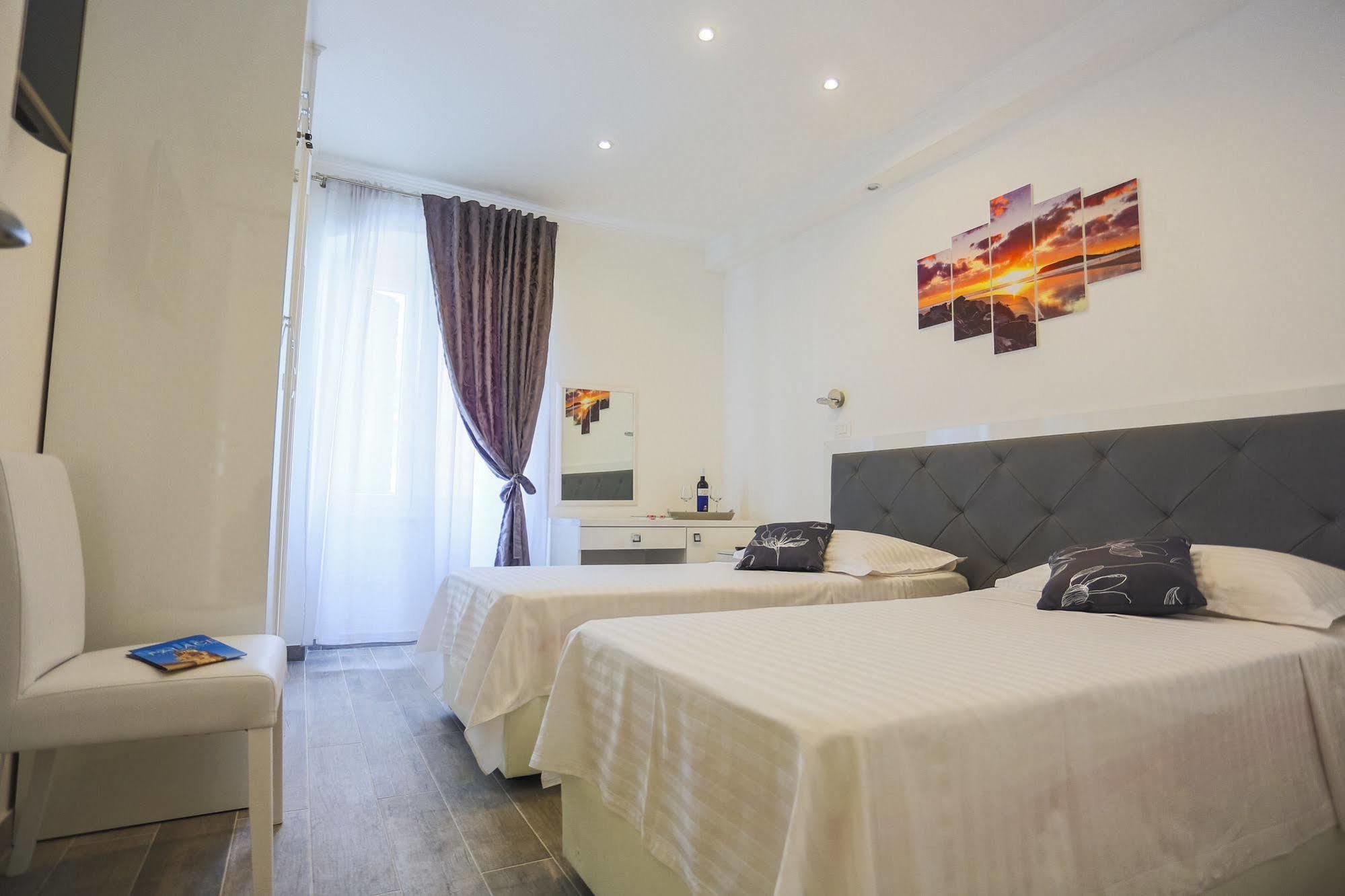 Nirvana Rooms&apartments Pensión Split