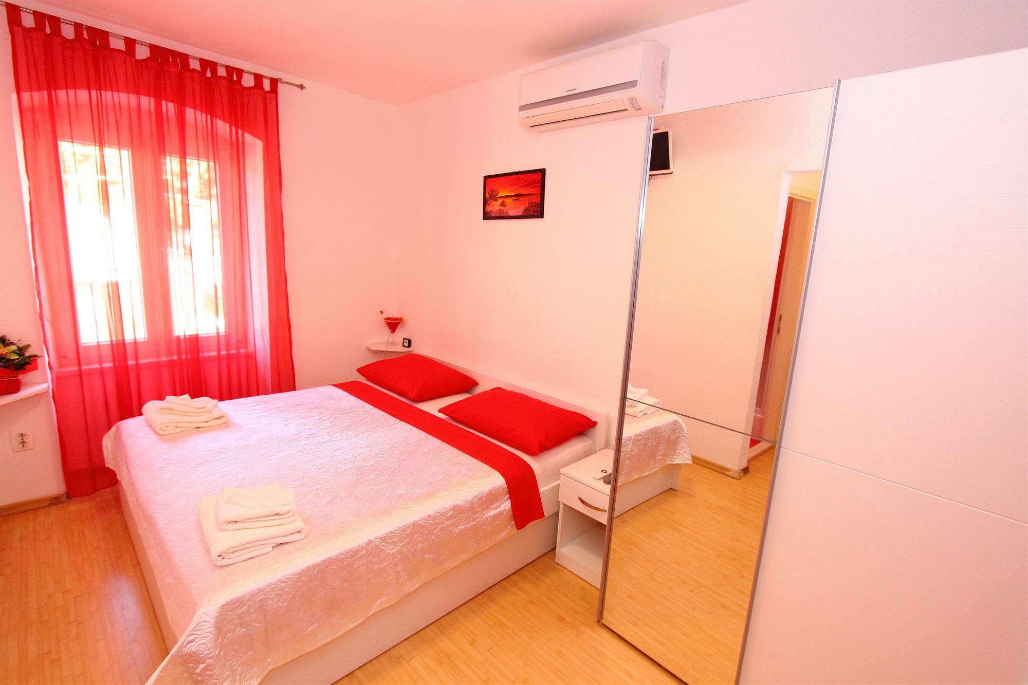 Nirvana Rooms&apartments 3* Split