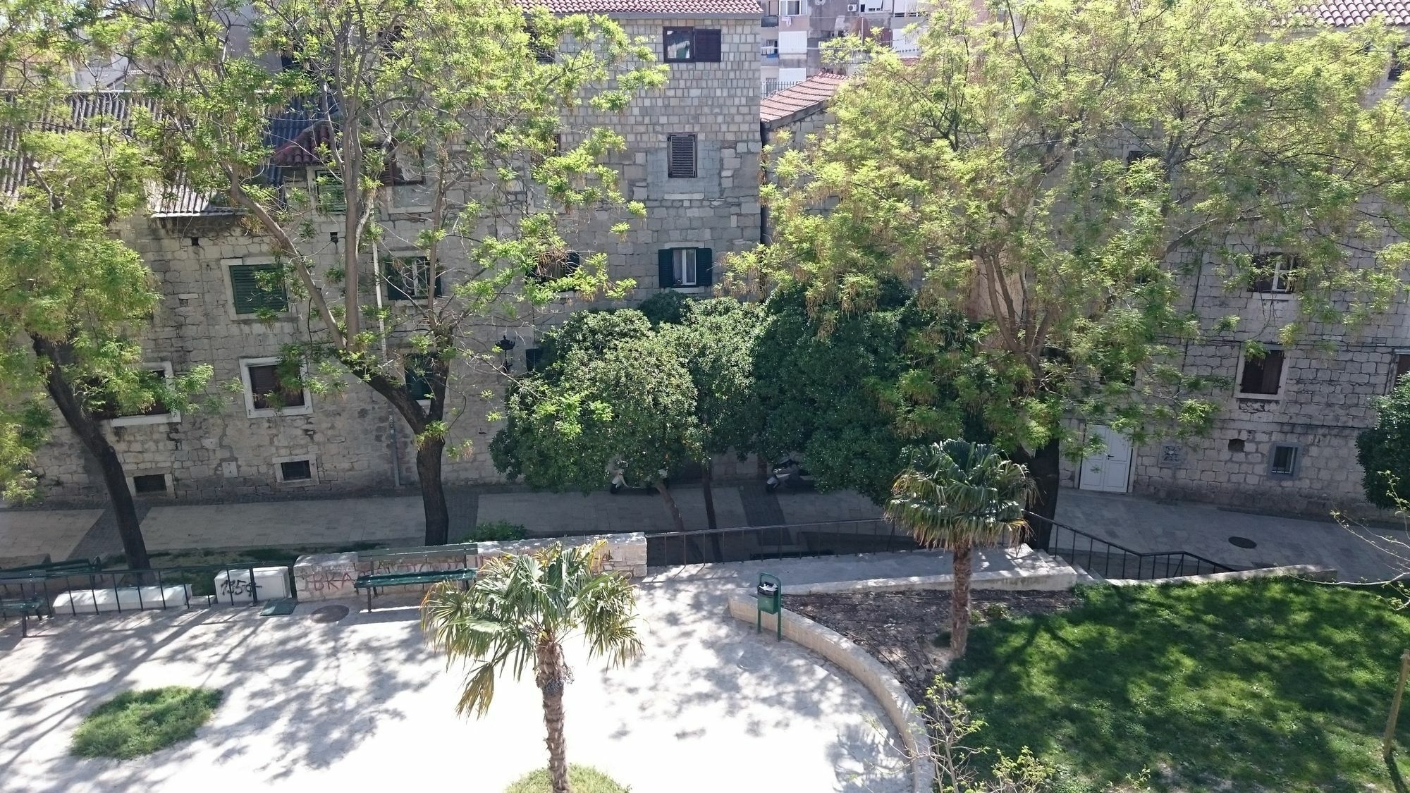 Nirvana Rooms&apartments 3*